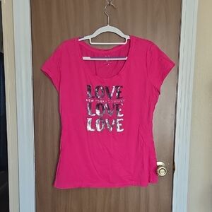 New York & Company Fuchsia Love Tee